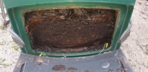 Valminud ja meeldiva aroomiga kompost 2
